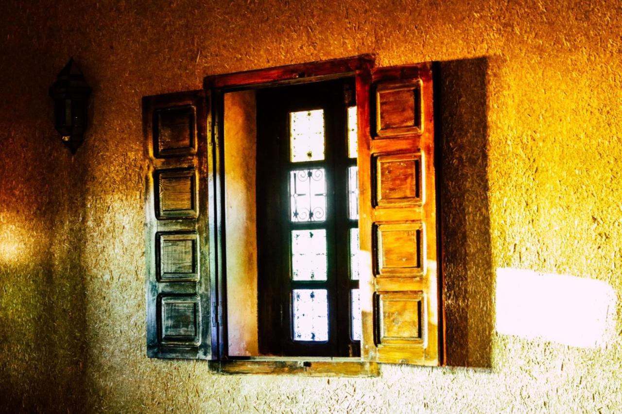 Riad Caravasar Merzouga Luaran gambar