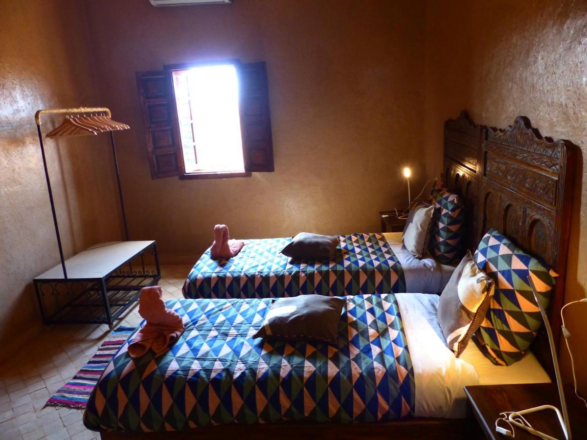 Riad Caravasar Merzouga Luaran gambar