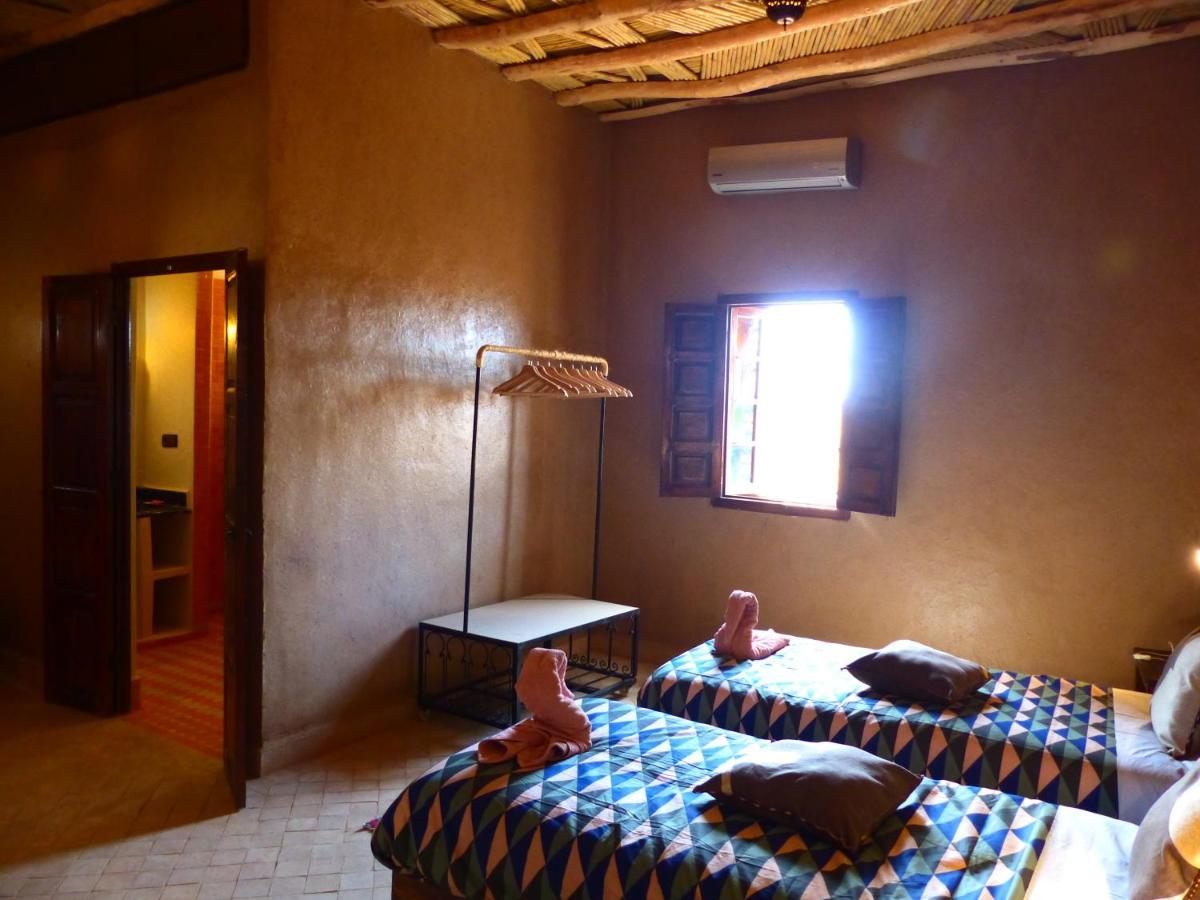 Riad Caravasar Merzouga Luaran gambar